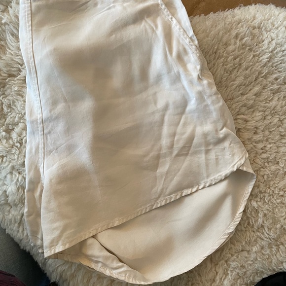 Lift cream shorts - Picture 4 of 4